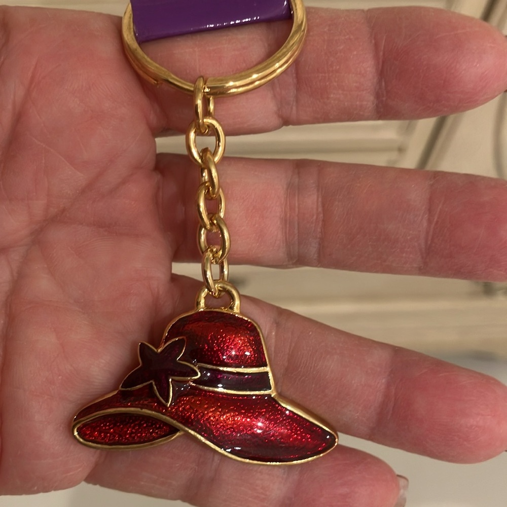 NWT Red Hat Society “Red H’allitude” Keychain Layered in 18Kt Gold - Picture 3 of 3